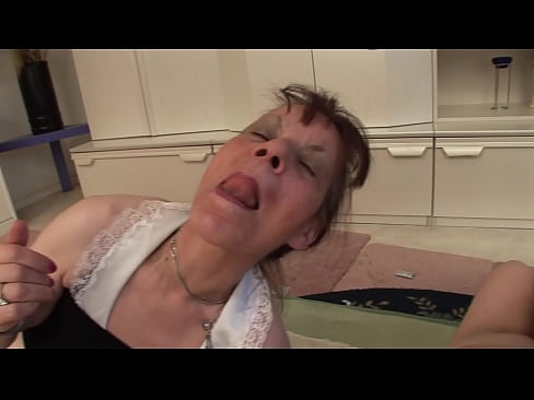 ❤️ Due nonne e un nonno fanno una cosa a tre Video di sesso di qualità al it.befuck-net.ru ️❤
