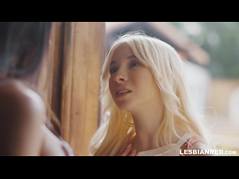 ❤️ Ragazza torna a casa qualche mese dopo e finisce per mangiare la figa della sua matrigna Video di sesso di qualità al it.befuck-net.ru ️❤